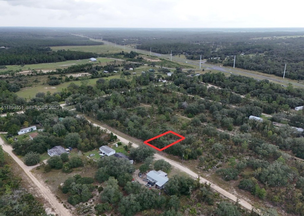 Land and lots for sale in Florida and the Dominican Republic